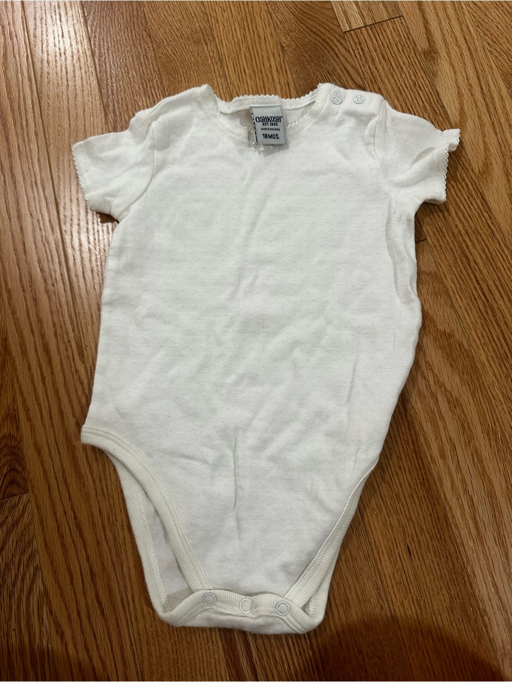 OshKosh B'gosh Cream Short-Sleeve Baby Bodysuit